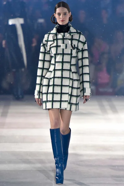 Look 21